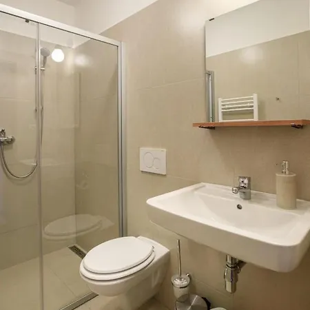 Arnoltice 2 By Interhome Apartamento Arnoltice u Decina